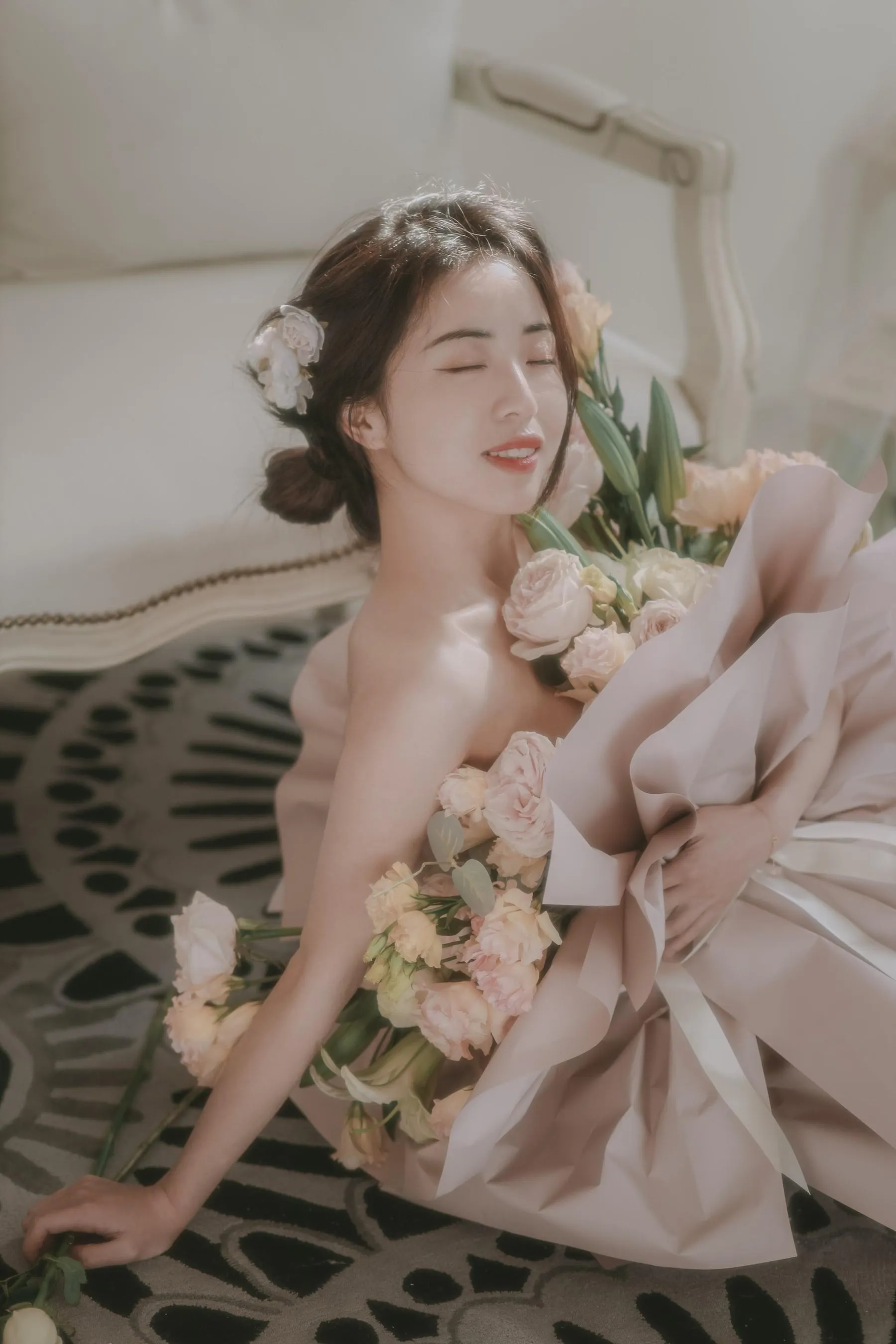 [艺图语] 2022.07.02 花与少女 小朱 [36P]插图6
